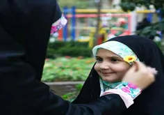 👏 والدین گرامی دختران با حجابتون رو بخاطر حجابشون تحسین ک