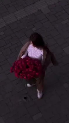 برای خودت گل بخر