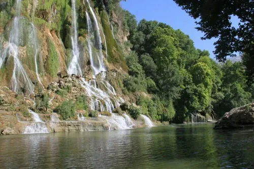 نمای از آبشار لرستان