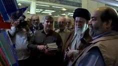  گوشه‌هایی از بازدید حضرت آیت‌الله خامنه‌ای از نمایشگاه کتاب تهران