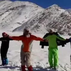 شادوپرانرژی 🕺 کوهنوردان درارتفاعات دشت گیاهچال اطراف #تهر