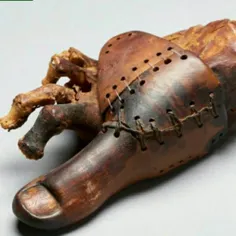 انگشت شست پای مصنوعی از جنس چوب که 3000 سال پیش در مصر سا