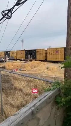 📽️ سرقت محموله قطار توسط مردم در بیکرزفیلد کالیفرنیا