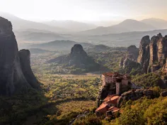 دیوونه هارو کجا خونه میسازن.....