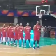 این باربی احترامی تیم بسکتبال به سرودمقدس جمهوری اسلامی ایران