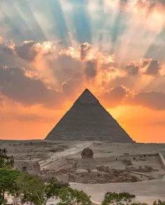 تصویر زیبا از اهرام مصر