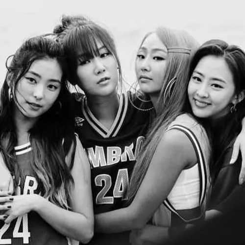 SISTAR Celebrates 10th Debut Anniversary With Touching Po
