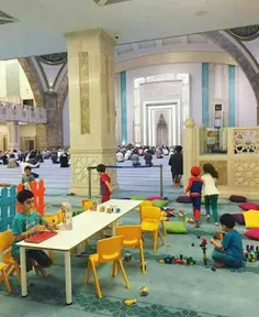 ⭕ ️ یک ابتکار زیبا برای جذب کودکان به مسجد