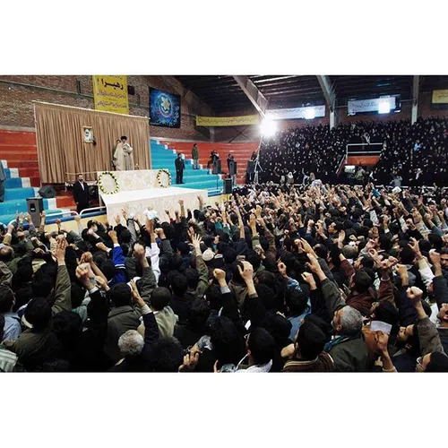 رهبر انقلاب اسلامی: مردم قزوین را، چه در قضایای انقلاب و 
