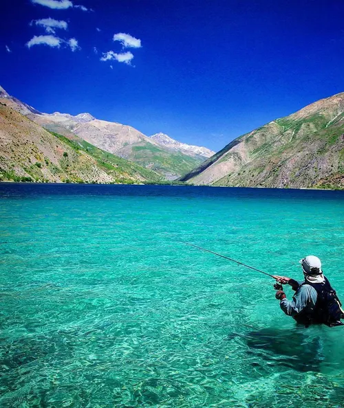 ‏دریاچه کریستالی گهر لرستان 😍