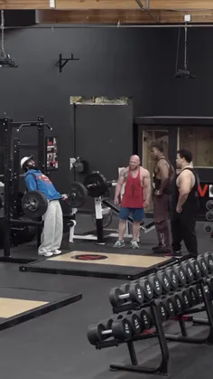 آیا دنبال برنامه رژیم غذایی و برنامه ی بدنسازی و برنامه ی