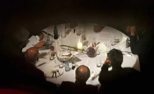 عکس مخفی از میز شام ظریف در وین