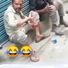 عجب پیکی ساقی😂😂