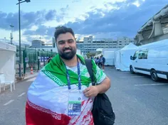 🏅 یاسین خسروی دلاور کرمانشاهی با شکستن رکورد جهان به مدال