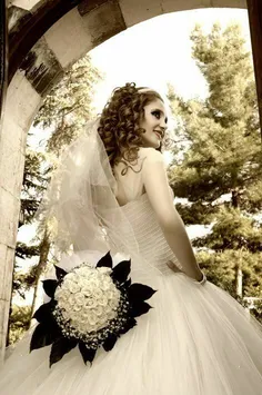 گوناگون bride-dress 27893171