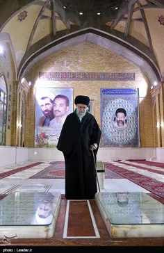 حضرت آیت الله العظمی سید علی حسینی خامنه ای از مراجع تقلی