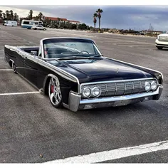 Lincoln-Continental-(1964)