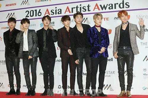 پسرا امروز فرش قرمز Asia artist awards