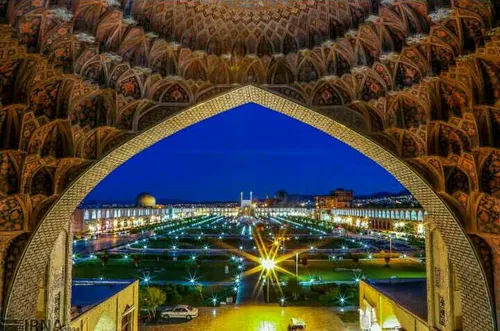 اینجا ایران است میدان نقش جهان - اصفهان