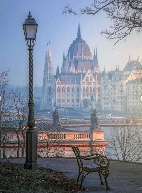 چشم انداز هايي زيبا از بوداپست مجارستان 🤩👍🏾