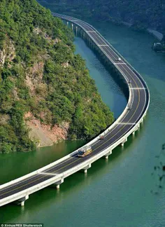افتتاح پل رودخانه ای