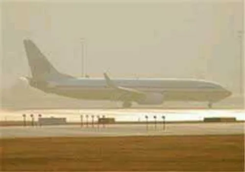 سه پرواز فرودگاه اهواز به علت گرد و غبار لغو شد .!