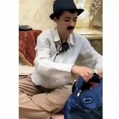 بابای شما هم اینجوری سوقاتی میاره🤣😂😅