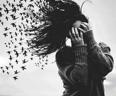 نشسته ام به یاد کودکی هایم