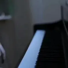 پیانو روح و نوازش میده:)