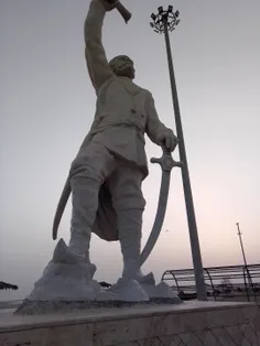 مجسمه امام قلی خان بندرعباس