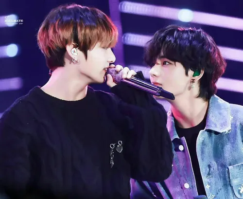 Vkook💜 💍 ⃤•• yoυr love ιѕ м y world ..