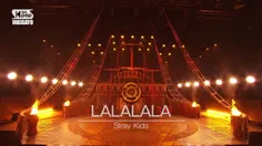 کنسرت lalalala  از استری کیدز