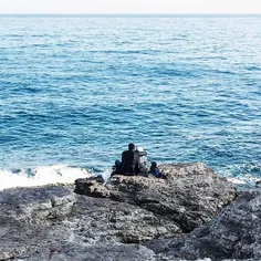 A couple enjoying a Friday morning at the #corniche in #B