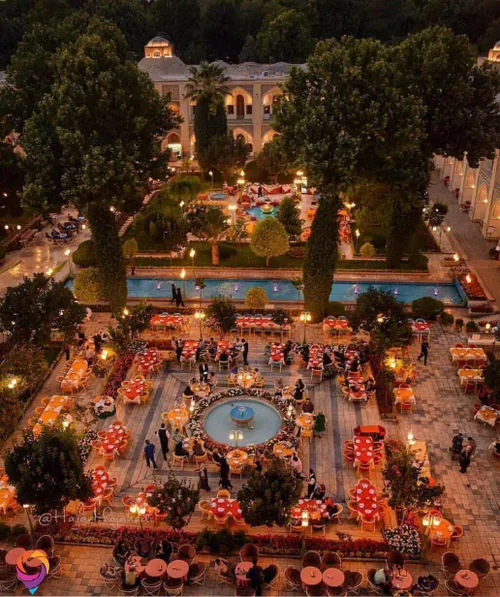 شب های زیبای هتل عباسی اصفهان