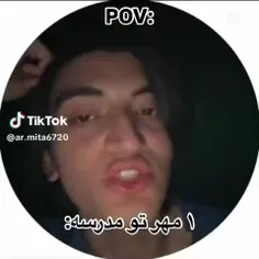 منم از همه ی آدم ها بدم میاد🌚