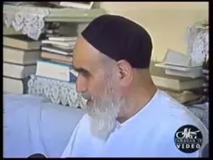 📽 امام خمینی(ره): وقتی ملت جدا باشد از دولت و دولت بخواهد