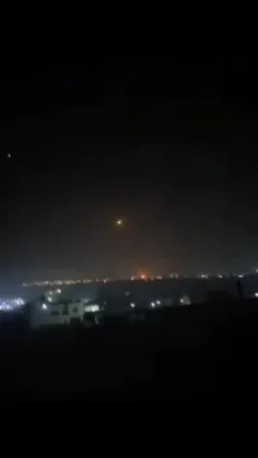 لحظه اصابت موشکهای سپاه پاسداران به اهدافی در سرزمین های 