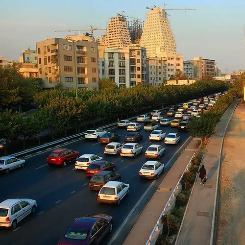 dailytehran highway Tehran city Hakim car traffic life mi