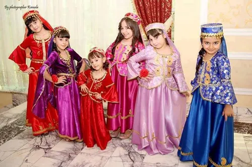 دختران آذربایجانی.