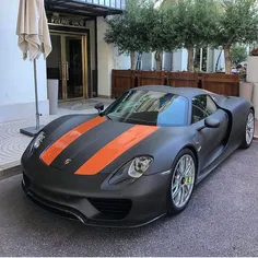 Porsche-918 Spyder