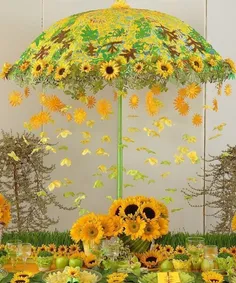 گل آفتابگردان و چتر
