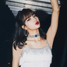 BLACKPINK’s Lisa Wows With Dance Performance As Mentor On