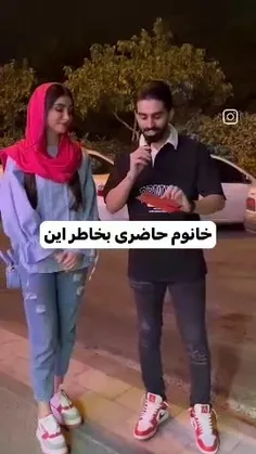 چادر  نماد نمایان کننده انسانیت زنها