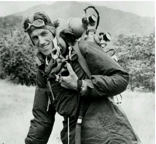 ادموند هیلاری اولین فاتح اورست پس از تلاش ناموفقش برای صع