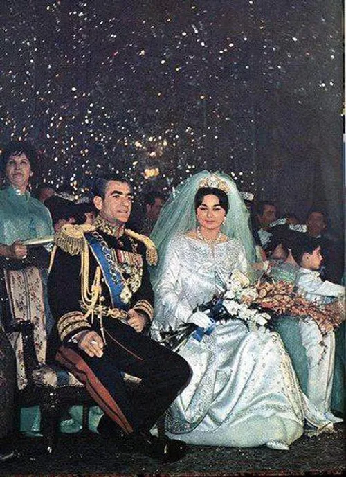 مراسم ازدواج محمد رضا شاه با فرح دیبا سیاستمداران