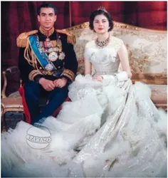 لباس عروسی ثریا معروف به "ملکه‌ای با چشمان زمردین" توسط ک