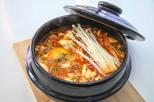 توفو نرم آب پز شده کپشن مطالعه شود غذای کره ای
