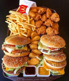 #خوشمزه_جان🤤😋🍔🍟🍷