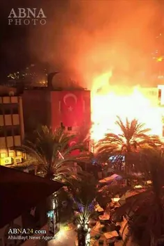 افراطی‌های ترکیه مقر حزب کُرد‌ها را در آنکارا آتش زدند ؛