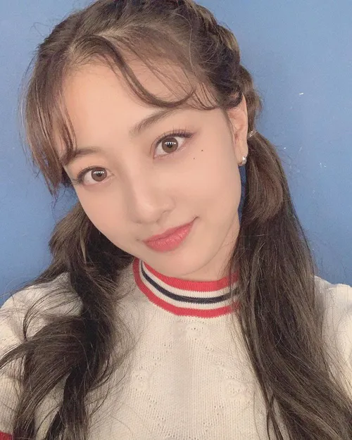 [ upinsta JIHYO]